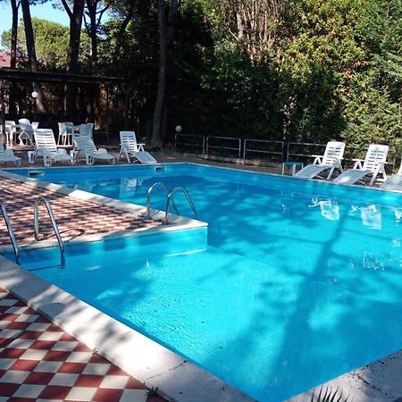 G/Hotel Lignano Lignano Sabbiadoro Bagian luar foto