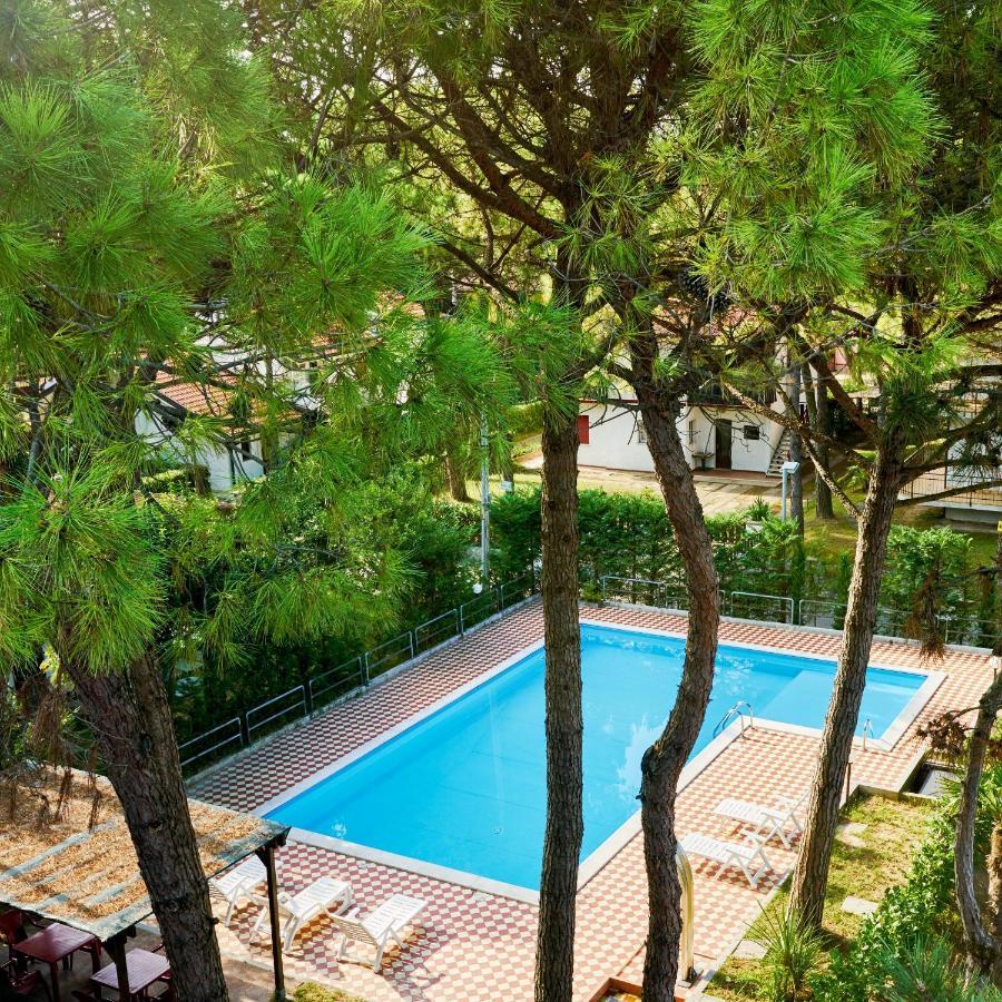 G/Hotel Lignano Lignano Sabbiadoro Bagian luar foto