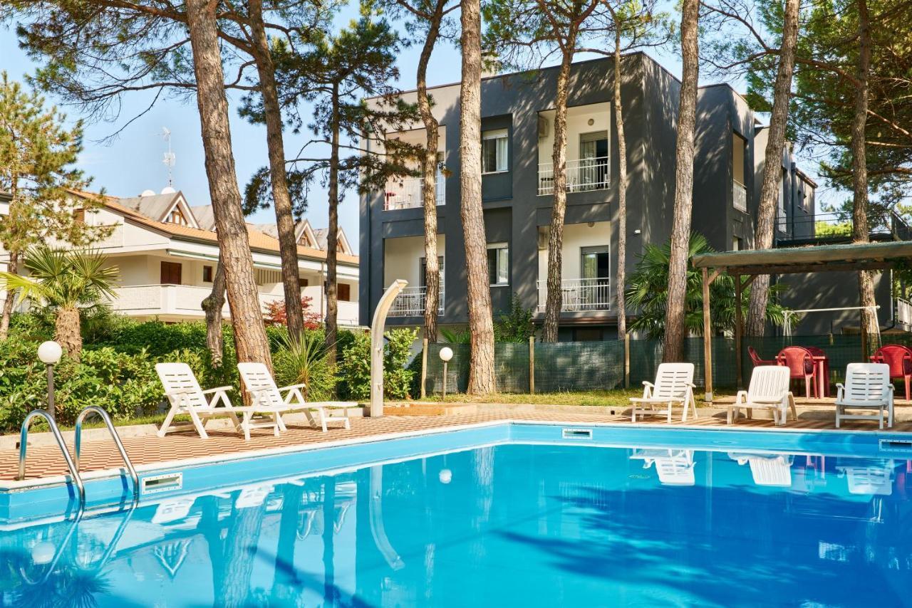 G/Hotel Lignano Lignano Sabbiadoro Bagian luar foto