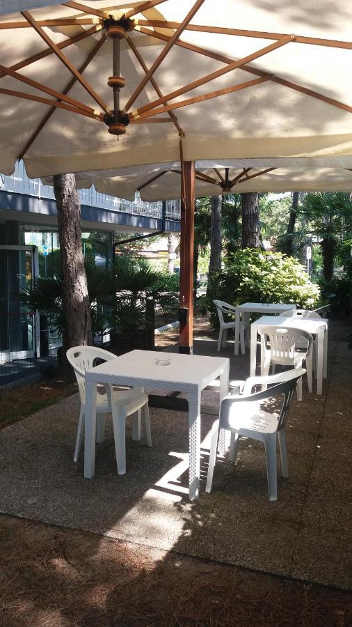 G/Hotel Lignano Lignano Sabbiadoro Bagian luar foto